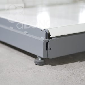supermarket-shelves