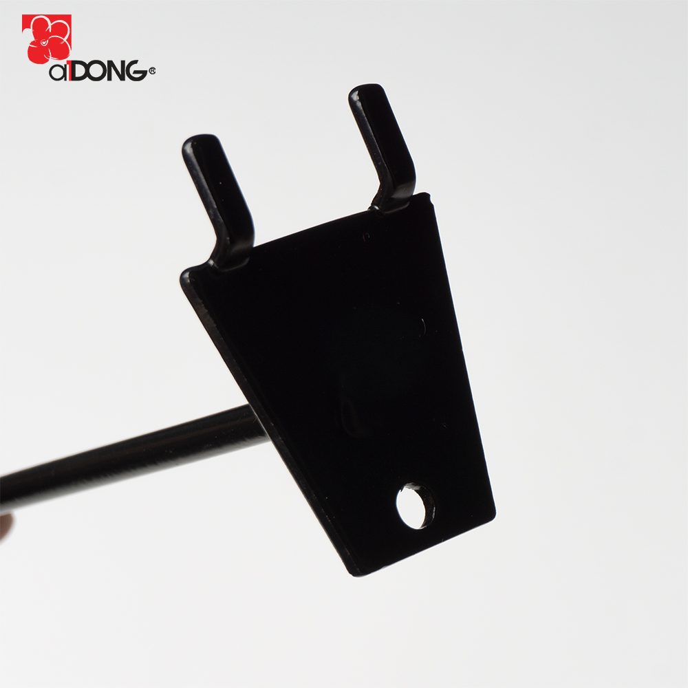 Wire-Mesh-Display-Hooks