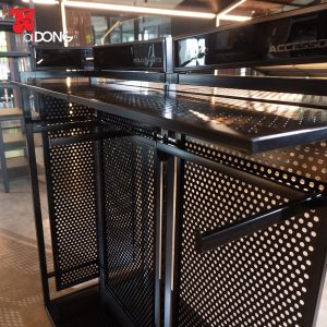 Custom-Clothing-Display-Rack