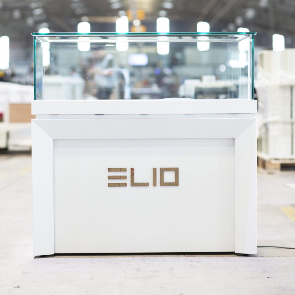 PREMIUM RETAIL FIXTURES